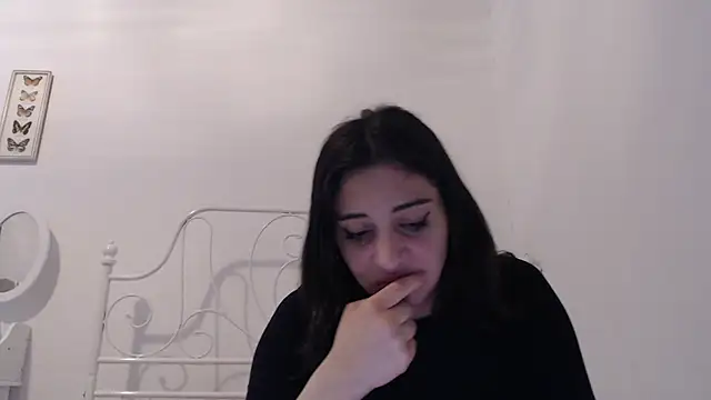 Snapshot of bellefleurrr chatting on 04.18.26 bellefleurrr online show from 04.18.26