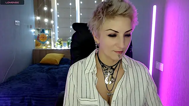 Sweet-n-Strong online show from 12.03.25