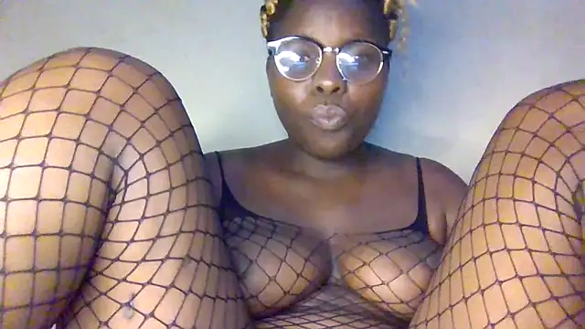 Snapshot of TastiQ chatting on 01.05.26 TastiQ online show from 01.05.26