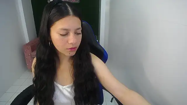 velvetvixen t online show from 10.27.25