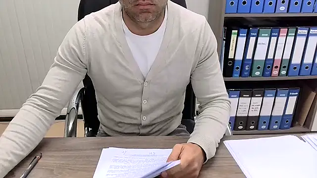 Evasionee online show from 10.27.25