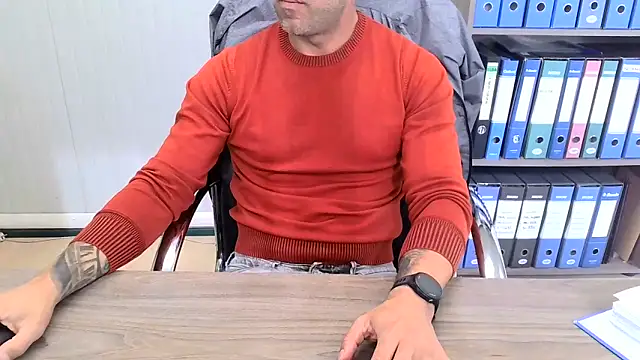 Evasionee online show from 10.31.25