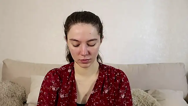 Snapshot of Petalwren chatting on 02.05.26 Petalwren online show from 02.05.26