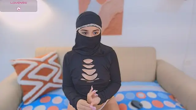 Lailaa lush online show from 11.26.25