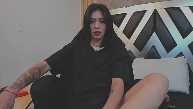 CloePerson online show from 03.19.26