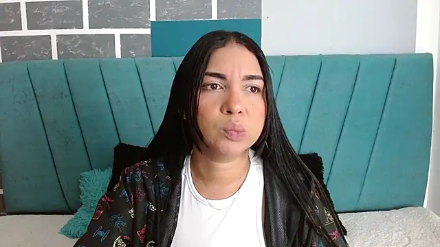 AliceSmity  online show from 12.15.25