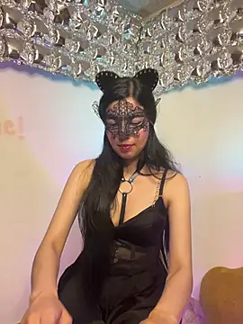 wetbyAlice online show from 10.27.25