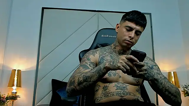 MATEO DILUCA online show from 01.07.26