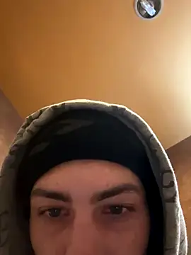 Snapshot of slimshadypt2 chatting on 11.12.25 slimshadypt2 online show from 11.12.25