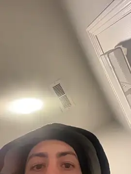 Snapshot of slimshadypt2 chatting on 11.25.25 slimshadypt2 online show from 11.25.25