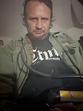 Snapshot of Fuckboyguyman chatting on 07.17.26 Fuckboyguyman online show from 07.17.26