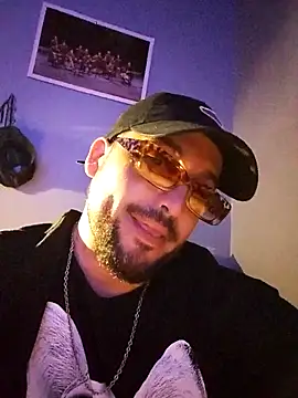 Emeromeo online show from 10.29.25