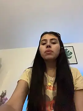 BIJOU SECRET online show from 12.16.25