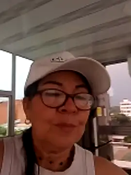 Snapshot of laliItaclark chatting on 04.29.26 laliItaclark online show from 04.29.26