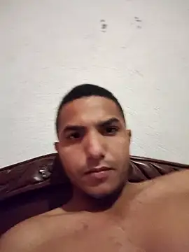 Snapshot of ioykei chatting on 10.27.25 ioykei online show from 10.27.25