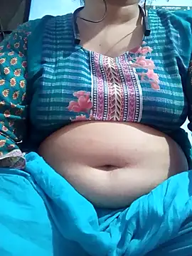 Snapshot of Naughty_Mow chatting on 11.20.25 Naughty Mow online show from 11.20.25