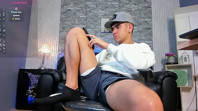 zack joness18 online show from 03.26.26