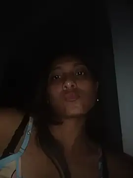 YeseniaRodriguez3 online show from 05.31.26