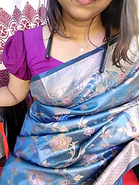 Snapshot of cute_mahi07 chatting on 04.27.26 cute mahi07 online show from 04.27.26