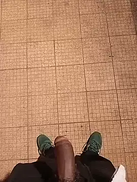 younggblackkCOCK19 online show from 05.30.26