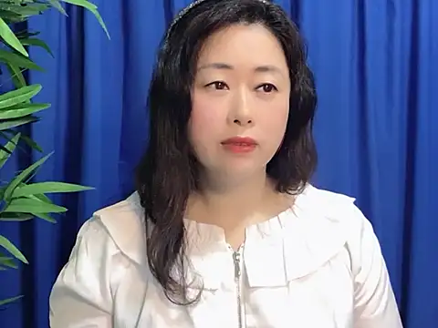 yaoyao22678 online show from 10.26.25