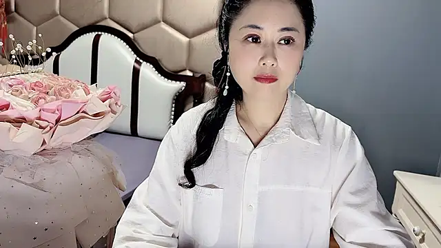 yaoyao22678 online show from 04.18.26