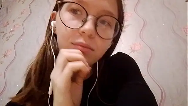 SalenaAhnell online show from 10.25.25