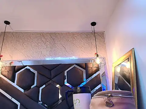 Snapshot of cataleya_sambrano chatting on 11.14.25 cataleya sambrano online show from 11.14.25