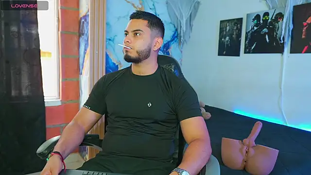 Tiler wolker online show from 11.07.25