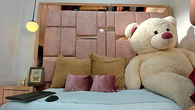 naomy sexy  online show from 11.21.25