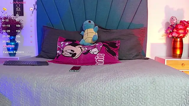 Stefany wish online show from 11.19.25