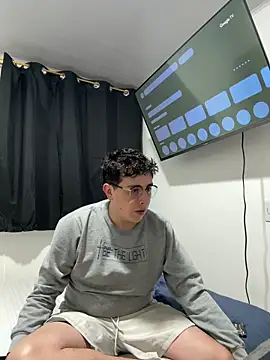Snapshot of Sam_Rush chatting on 06.19.26 Sam Rush online show from 06.19.26