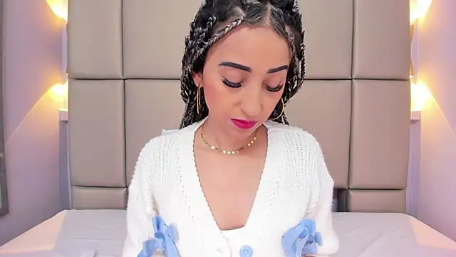 violett rabbit  online show from 01.10.26