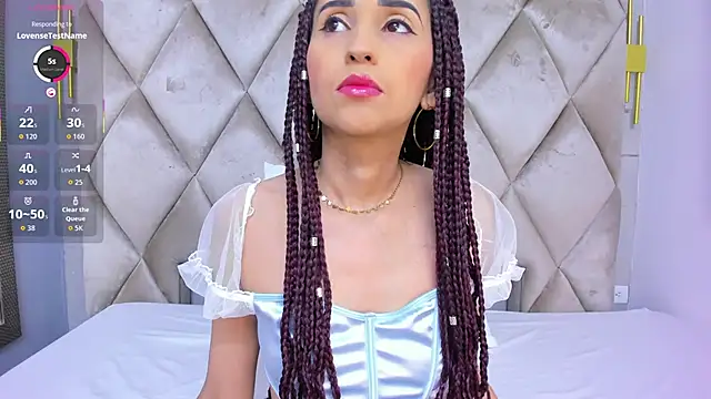 violett rabbit  online show from 03.26.26