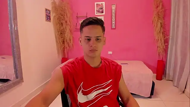 Snapshot of elmasmas01 chatting on 11.24.25 elmasmas01 online show from 11.24.25