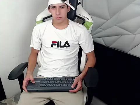 Cash G  online show from 11.22.25