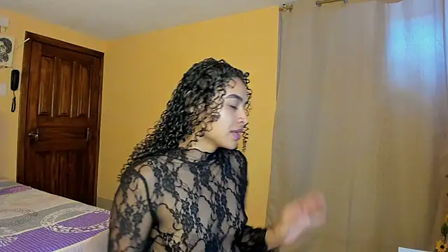 Snapshot of Keniia_rizz chatting on 07.15.26 Keniia rizz online show from 07.15.26