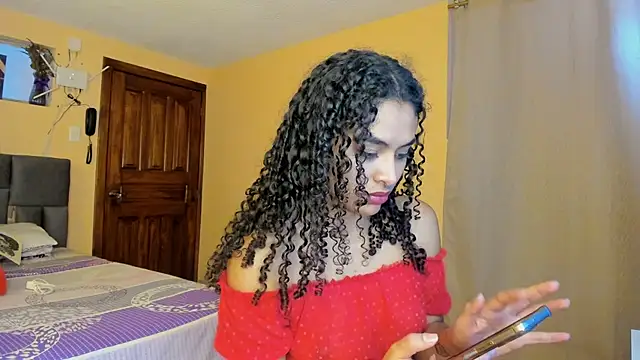 Snapshot of Keniia_rizz chatting on 07.17.26 Keniia rizz online show from 07.17.26