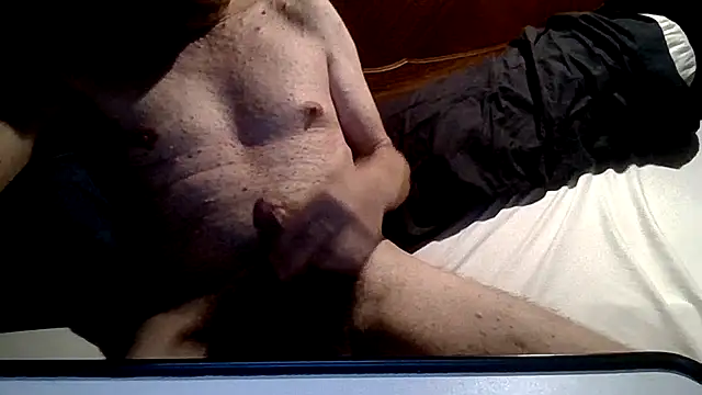 Snapshot of mecchauddu60 chatting on 04.04.26 mecchauddu60 online show from 04.04.26