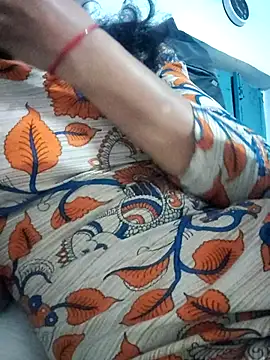 Hot-Rubyy online show from 04.08.26