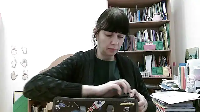 Snapshot of Viknika chatting on 11.07.25 Viknika online show from 11.07.25