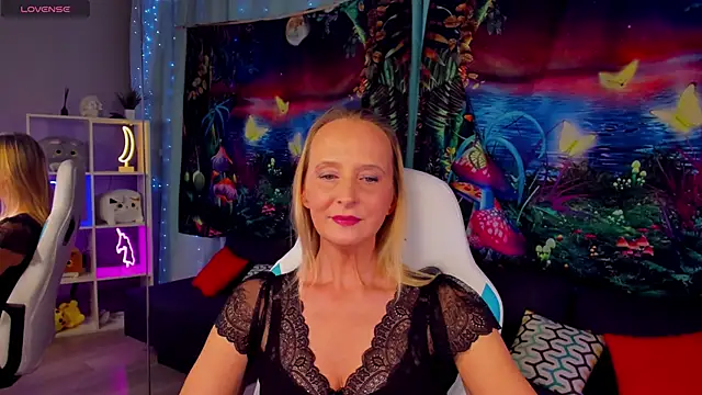 ScarlettPalmer online show from 12.17.25