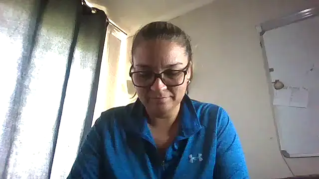 Snapshot of lilMissMarli chatting on 02.01.26 lilMissMarli online show from 02.01.26