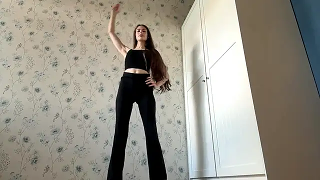 EastLuna online show from 10.29.25