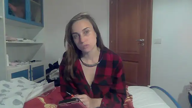 SinnEmily online show from 04.18.26