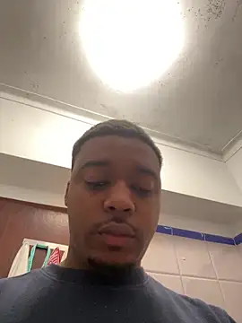 Snapshot of negrinho5 chatting on 02.17.26 negrinho5 online show from 02.17.26