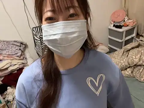 Snapshot of hitomi_desu chatting on 02.03.26 hitomi desu online show from 02.03.26