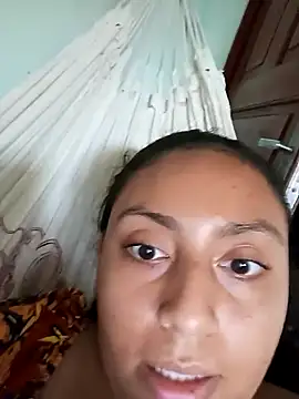 Snapshot of Zigladia_Oficial chatting on 10.27.25 Zigladia Oficial online show from 10.27.25