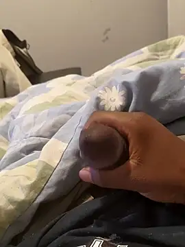 Snapshot of bigbuufuu chatting on 11.03.25 bigbuufuu online show from 11.03.25