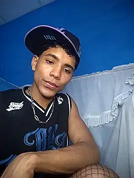 Snapshot of Alex_Sweeting chatting on 12.01.25 Alex Sweeting online show from 12.01.25